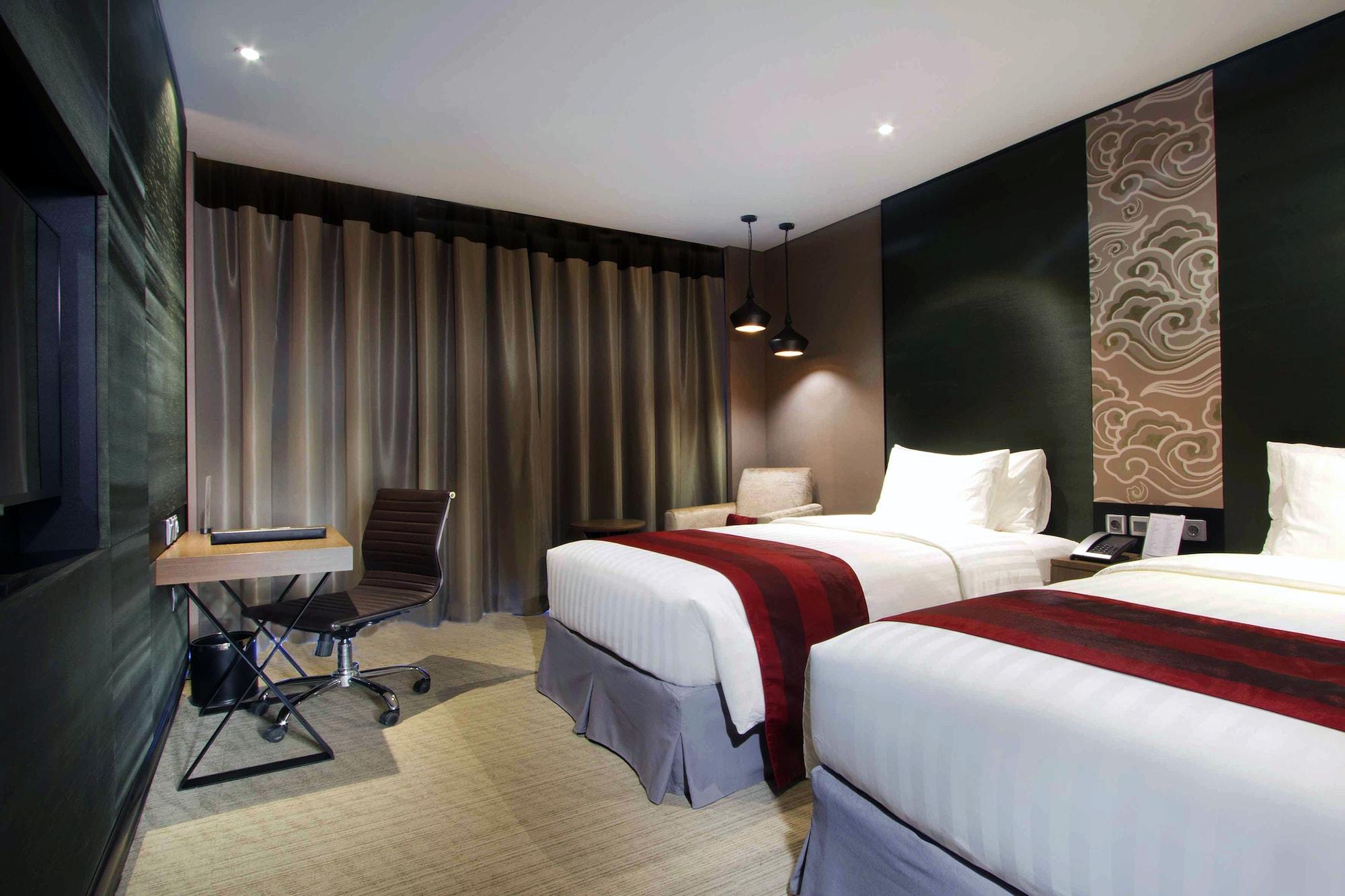 Aston Priority Simatupang Hotel And Conference Center Giacarta Esterno foto