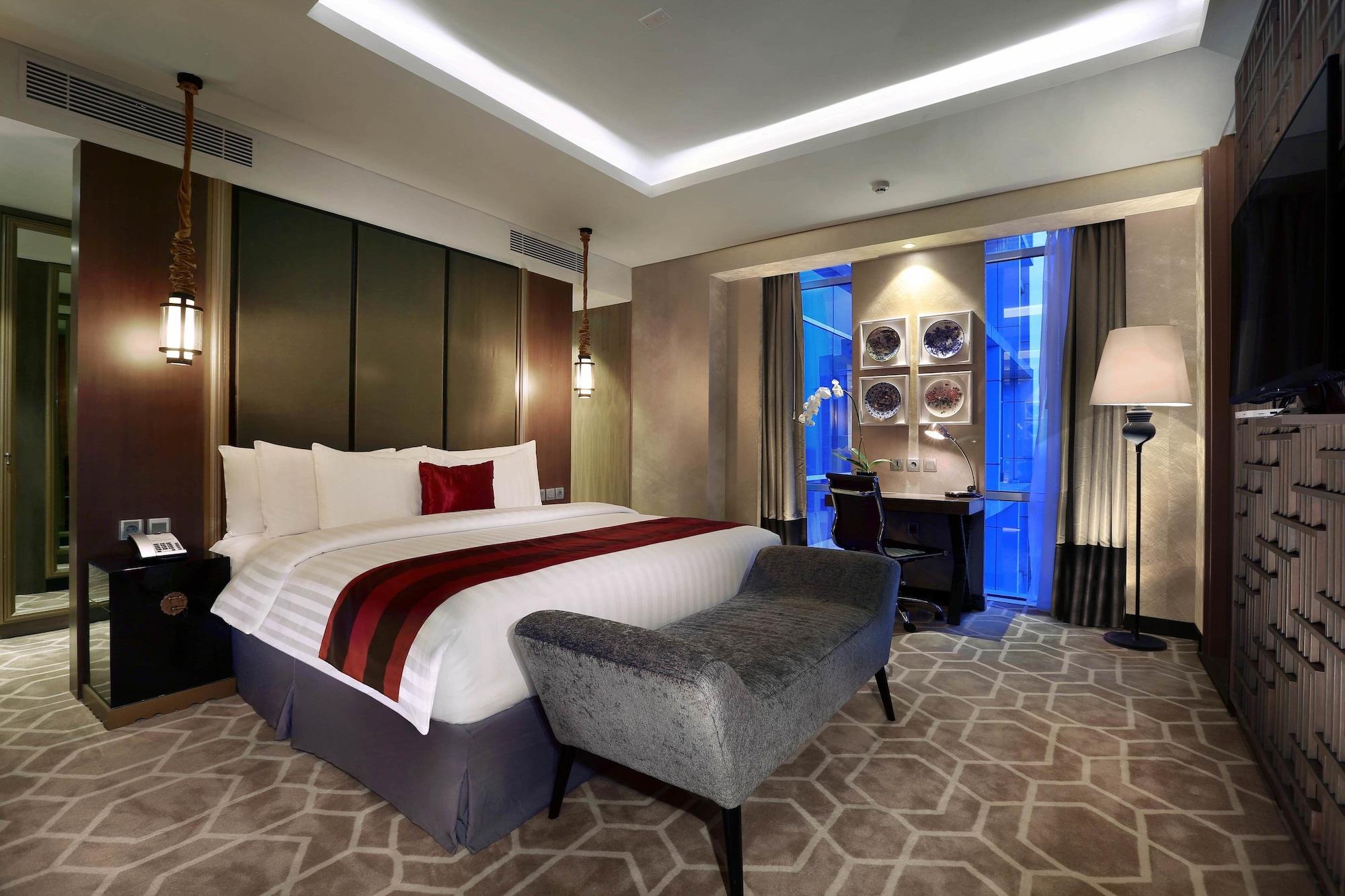 Aston Priority Simatupang Hotel And Conference Center Giacarta Esterno foto