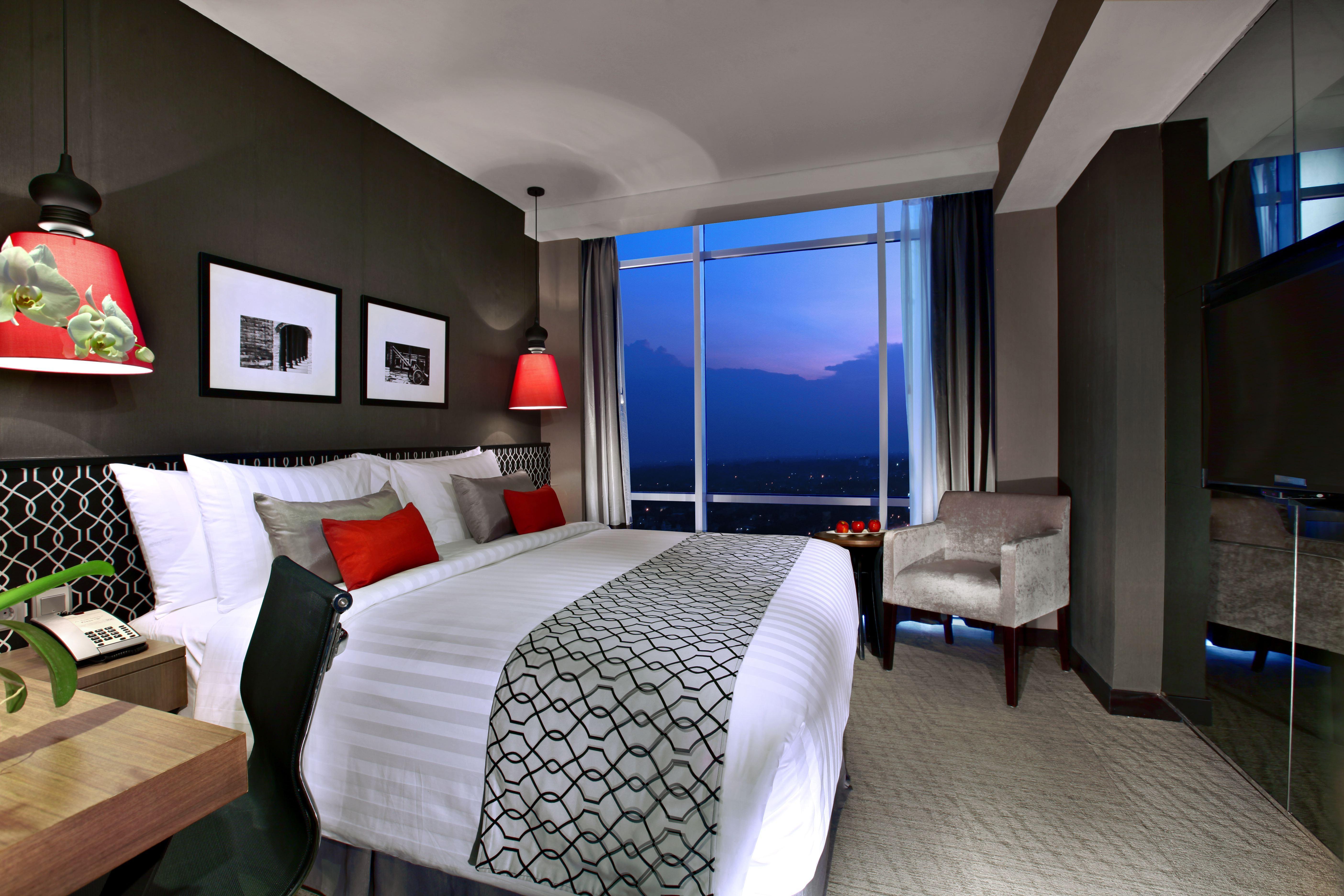 Aston Priority Simatupang Hotel And Conference Center Giacarta Esterno foto